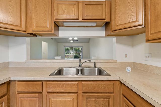 3410 LAUREL DALE DRIVE, Tampa, FL 33618