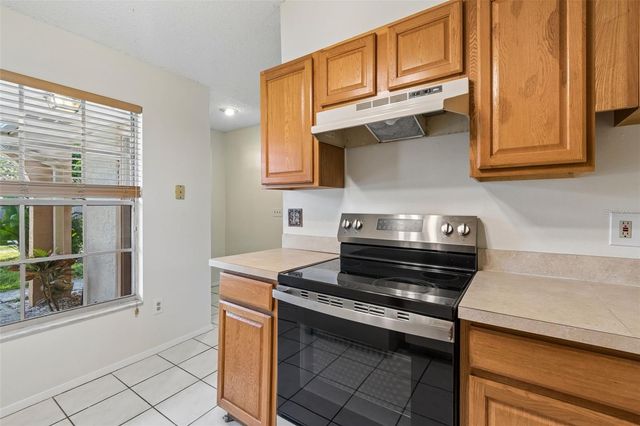 3410 LAUREL DALE DRIVE, Tampa, FL 33618