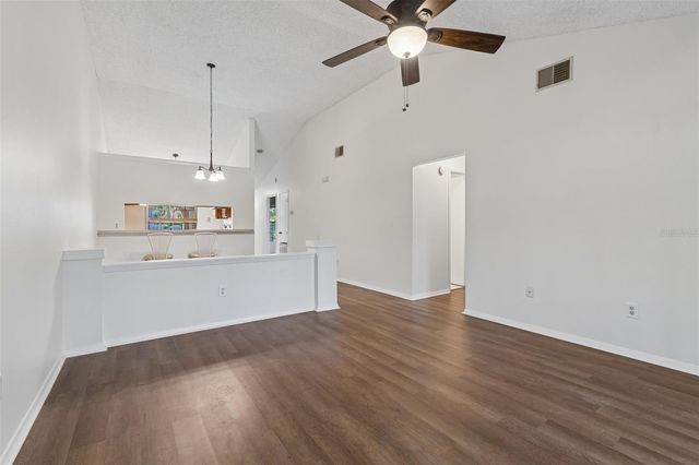 3410 LAUREL DALE DRIVE, Tampa, FL 33618