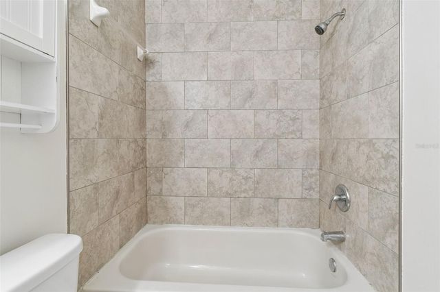 3410 LAUREL DALE DRIVE, Tampa, FL 33618