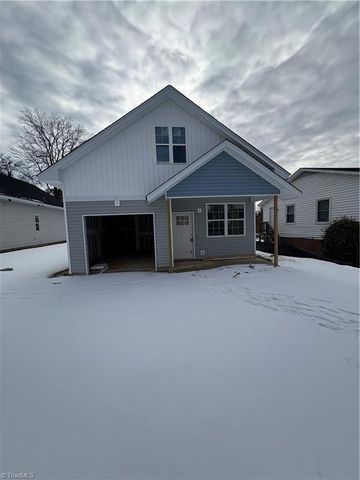 1514 McConnell Road, Greensboro, NC 27401