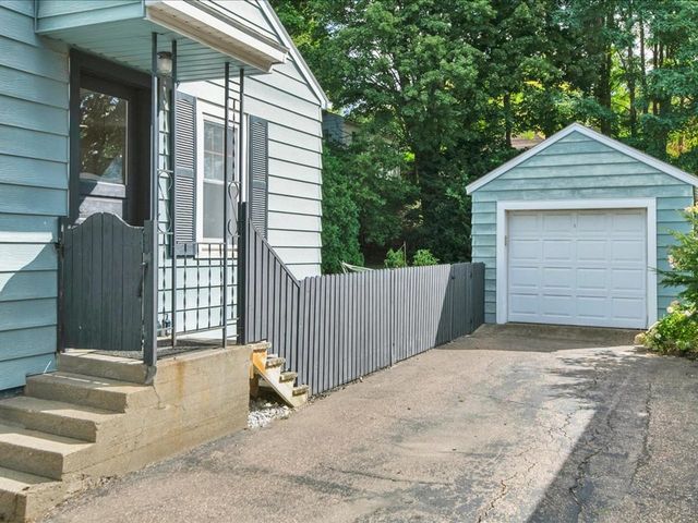 7 Roland Court, Winooski, VT 05404