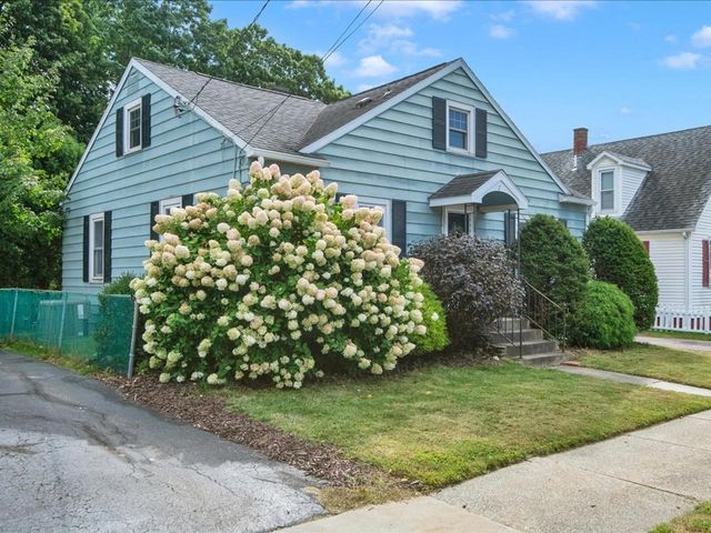 7 Roland Court, Winooski, VT 05404