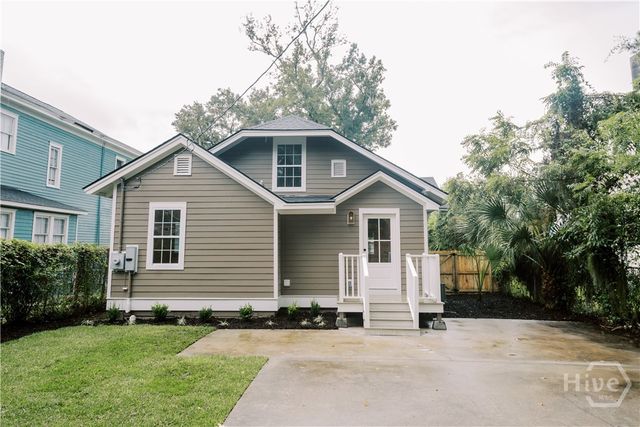 1214 E Duffy Street, Savannah, GA 31404