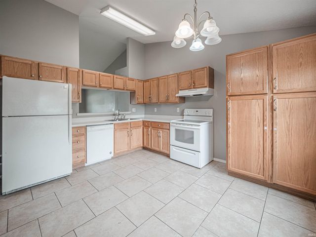 3101 N Stockwell Road, Evansville, IN 47715