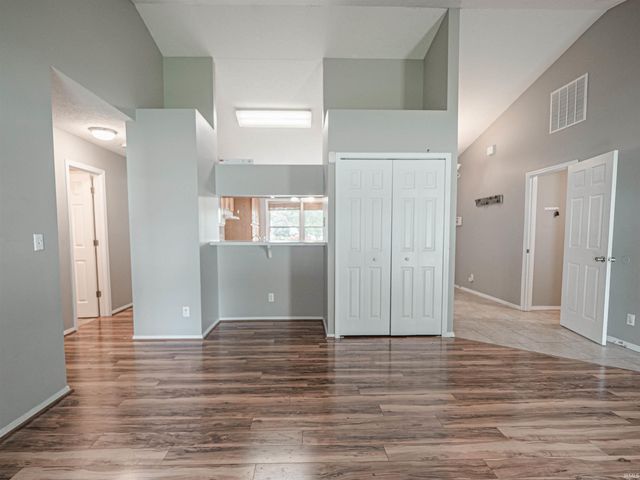 3101 N Stockwell Road, Evansville, IN 47715