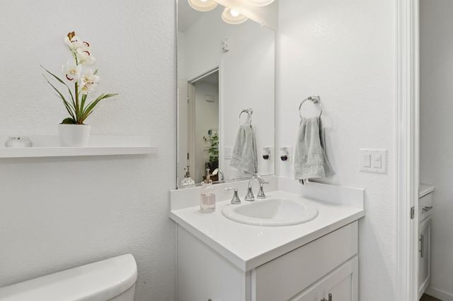 1620 Viburnum Ln, Rocklin, CA 95765