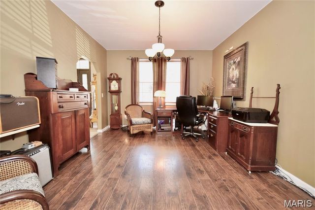 9965 Shiloh Dr, Hillsboro, MO 63050