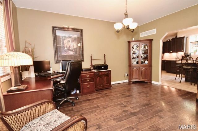 9965 Shiloh Dr, Hillsboro, MO 63050