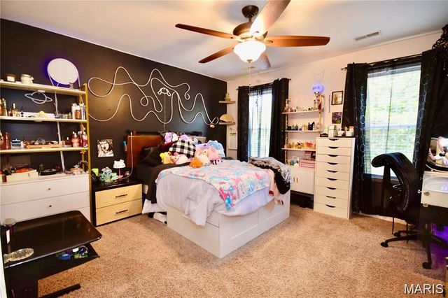 9965 Shiloh Dr, Hillsboro, MO 63050