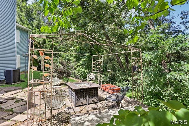 9965 Shiloh Dr, Hillsboro, MO 63050