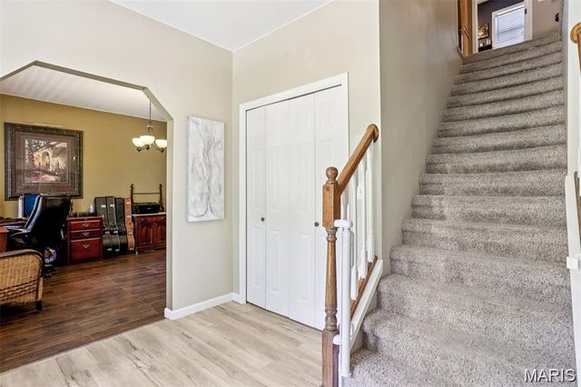 9965 Shiloh Dr, Hillsboro, MO 63050