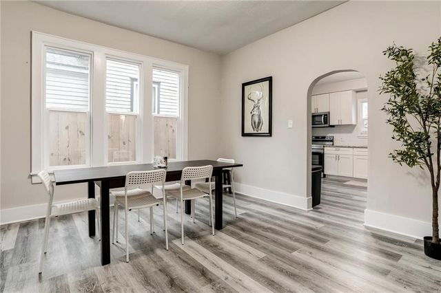 1427 6th Avenue, Leavenworth, KS 66048