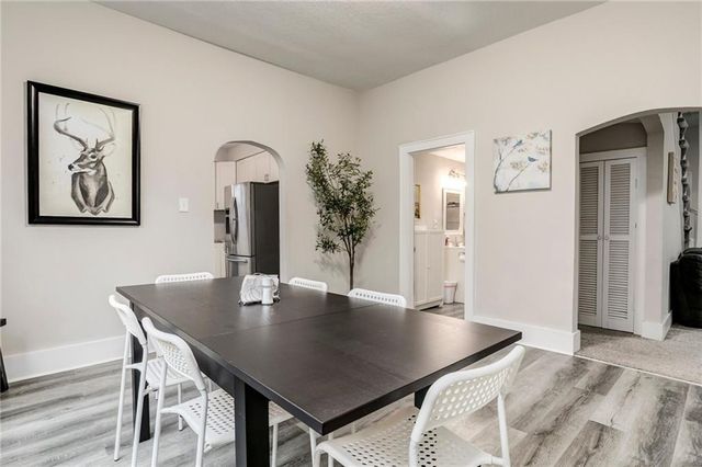 1427 6th Avenue, Leavenworth, KS 66048