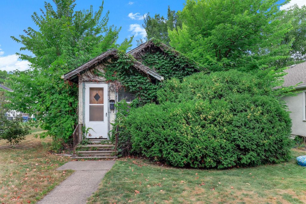 4039 Upton Avenue N, Minneapolis, MN 55412 — exterior