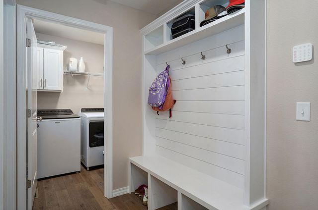 1349 E Stoneridge Street, Springfield, MO 65803