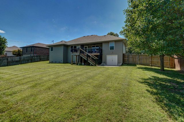 1349 E Stoneridge Street, Springfield, MO 65803