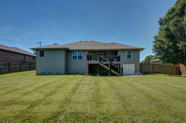 1349 E Stoneridge Street, Springfield, MO 65803