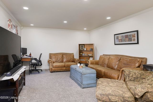 4206 San Marcos Rd, Jeffersontown, KY 40299