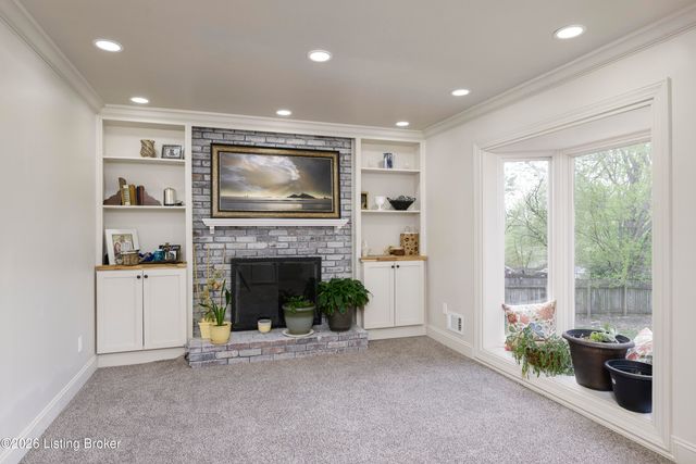 4206 San Marcos Rd, Jeffersontown, KY 40299