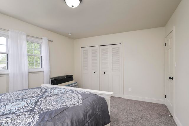4206 San Marcos Rd, Jeffersontown, KY 40299