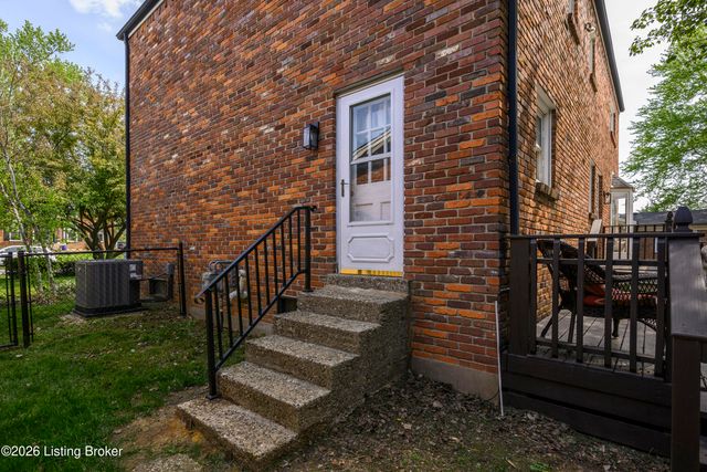 4206 San Marcos Rd, Jeffersontown, KY 40299