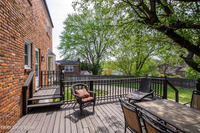 4206 San Marcos Rd, Jeffersontown, KY 40299