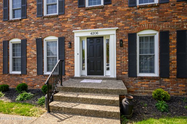 4206 San Marcos Rd, Jeffersontown, KY 40299
