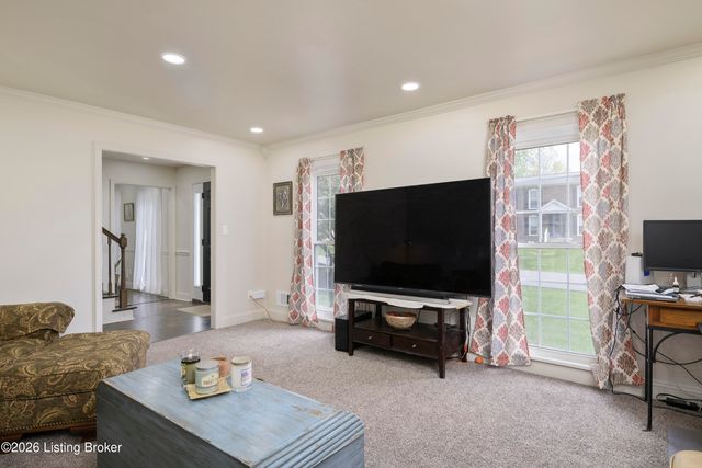 4206 San Marcos Rd, Jeffersontown, KY 40299