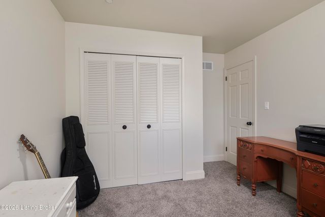 4206 San Marcos Rd, Jeffersontown, KY 40299