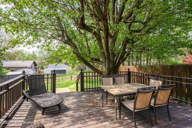 4206 San Marcos Rd, Jeffersontown, KY 40299
