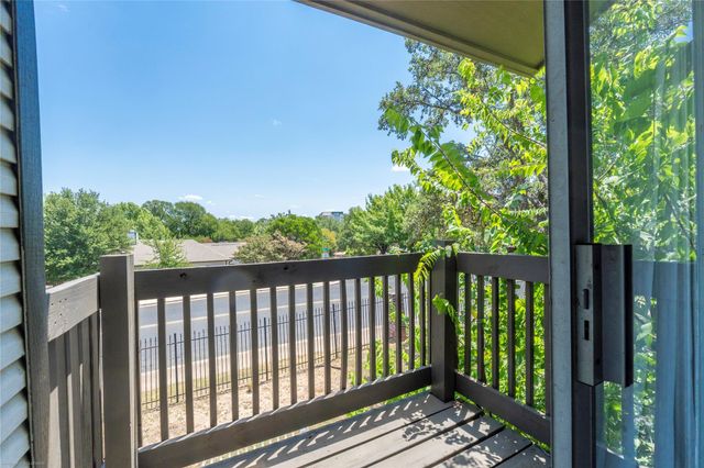 1845 River Crossing CIR C, Austin, TX 78741