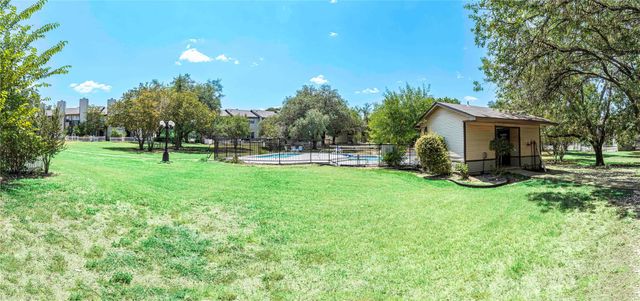 1845 River Crossing CIR C, Austin, TX 78741