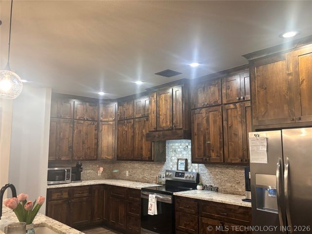 2720 Frink, Mcalester, OK 74501