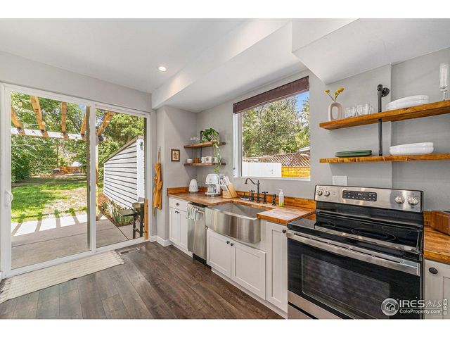 411 E 10th St, Loveland, CO 80537