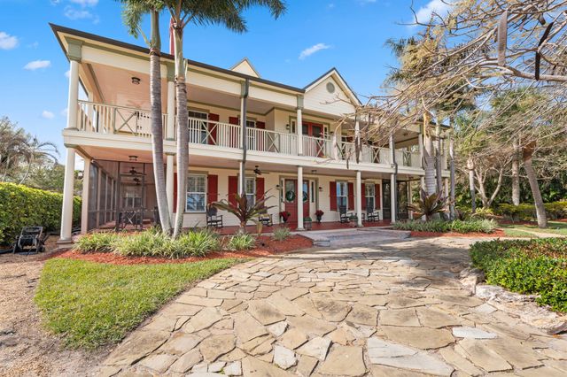 2515 N Indian River Drive, Fort Pierce, FL 34946