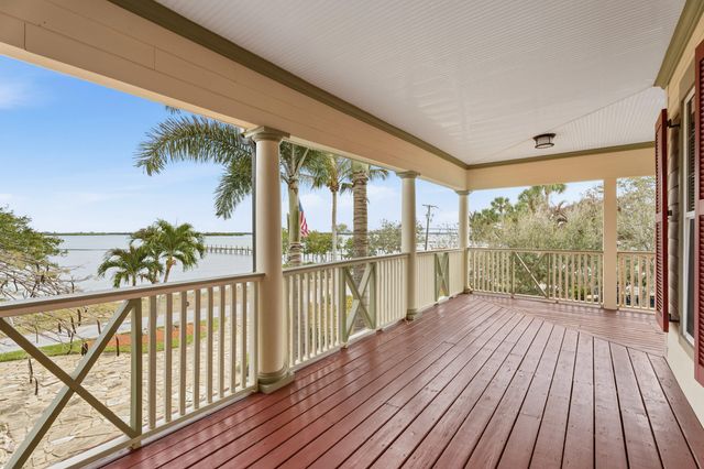 2515 N Indian River Drive, Fort Pierce, FL 34946