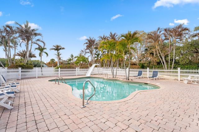2515 N Indian River Drive, Fort Pierce, FL 34946