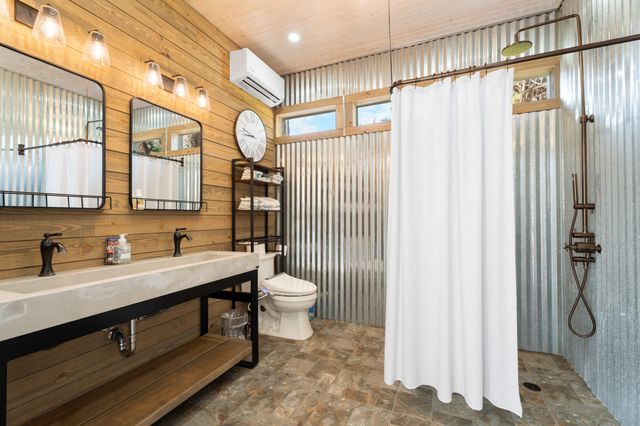 2515 N Indian River Drive, Fort Pierce, FL 34946