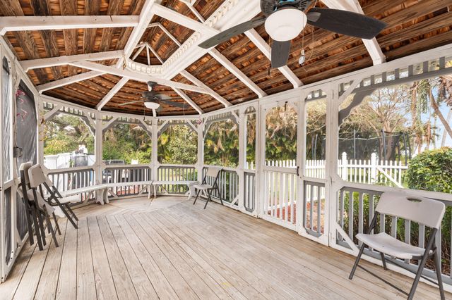 2515 N Indian River Drive, Fort Pierce, FL 34946