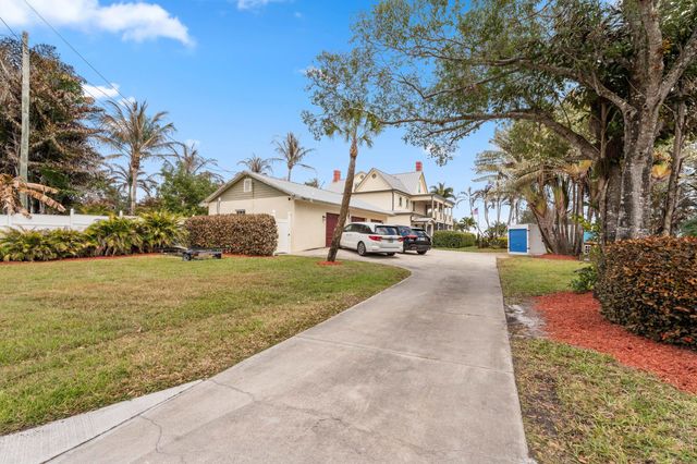 2515 N Indian River Drive, Fort Pierce, FL 34946