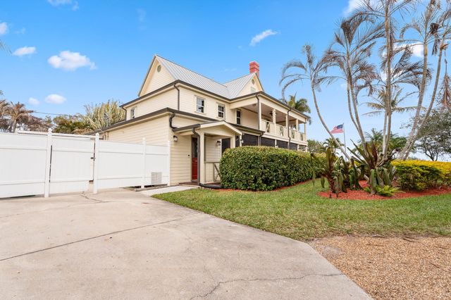 2515 N Indian River Drive, Fort Pierce, FL 34946