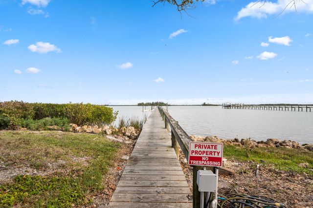 2515 N Indian River Drive, Fort Pierce, FL 34946