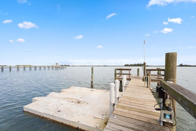 2515 N Indian River Drive, Fort Pierce, FL 34946