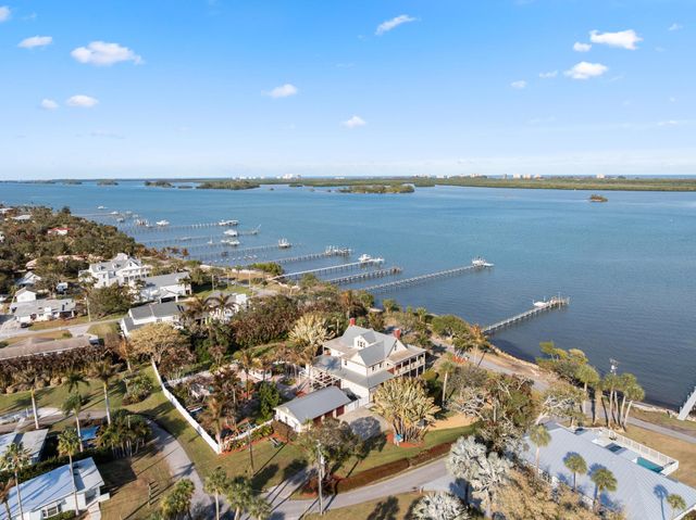 2515 N Indian River Drive, Fort Pierce, FL 34946