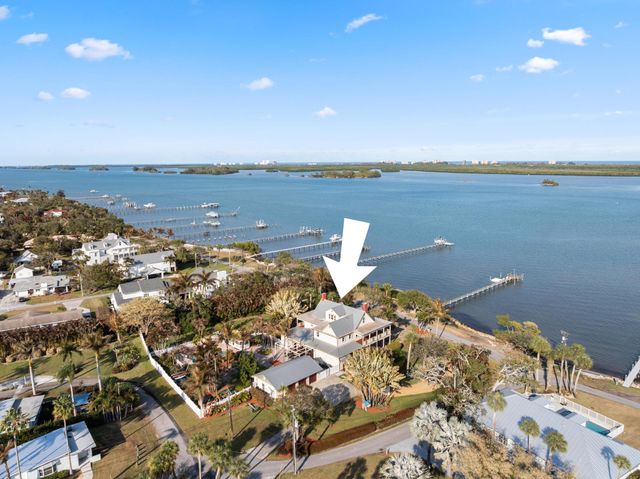 2515 N Indian River Drive, Fort Pierce, FL 34946