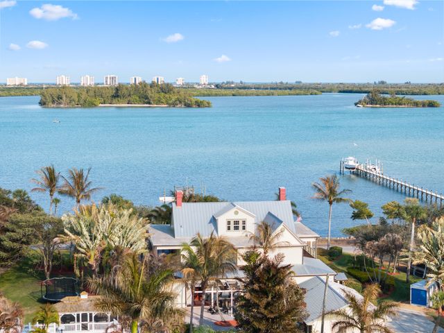 2515 N Indian River Drive, Fort Pierce, FL 34946