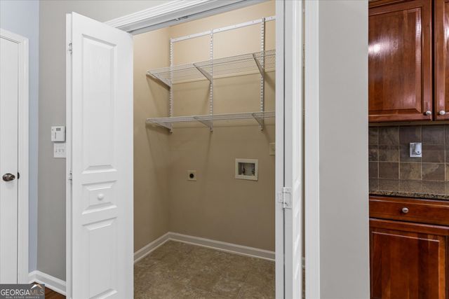 1005 Chalbury Way, Alpharetta, GA 30004