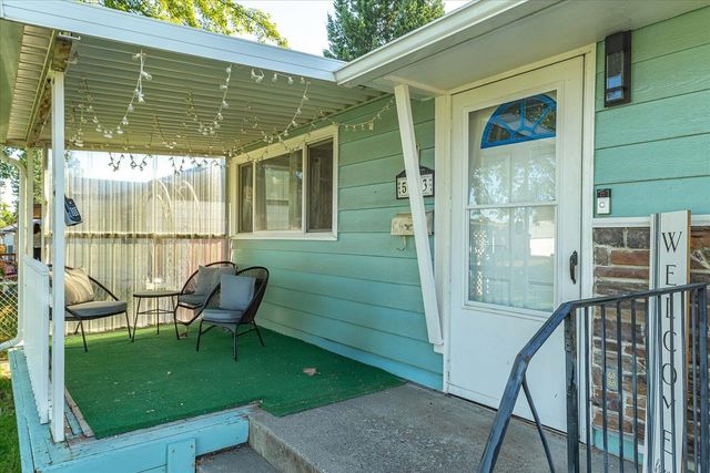 5723 N Loma Dr, Spokane, WA 99205