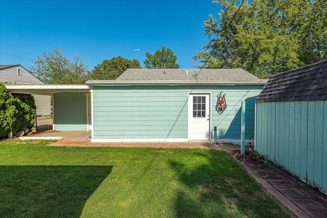5723 N Loma Dr, Spokane, WA 99205